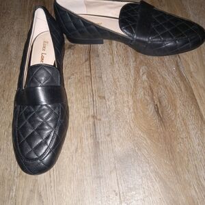 Elegant Black Quilted Loafers